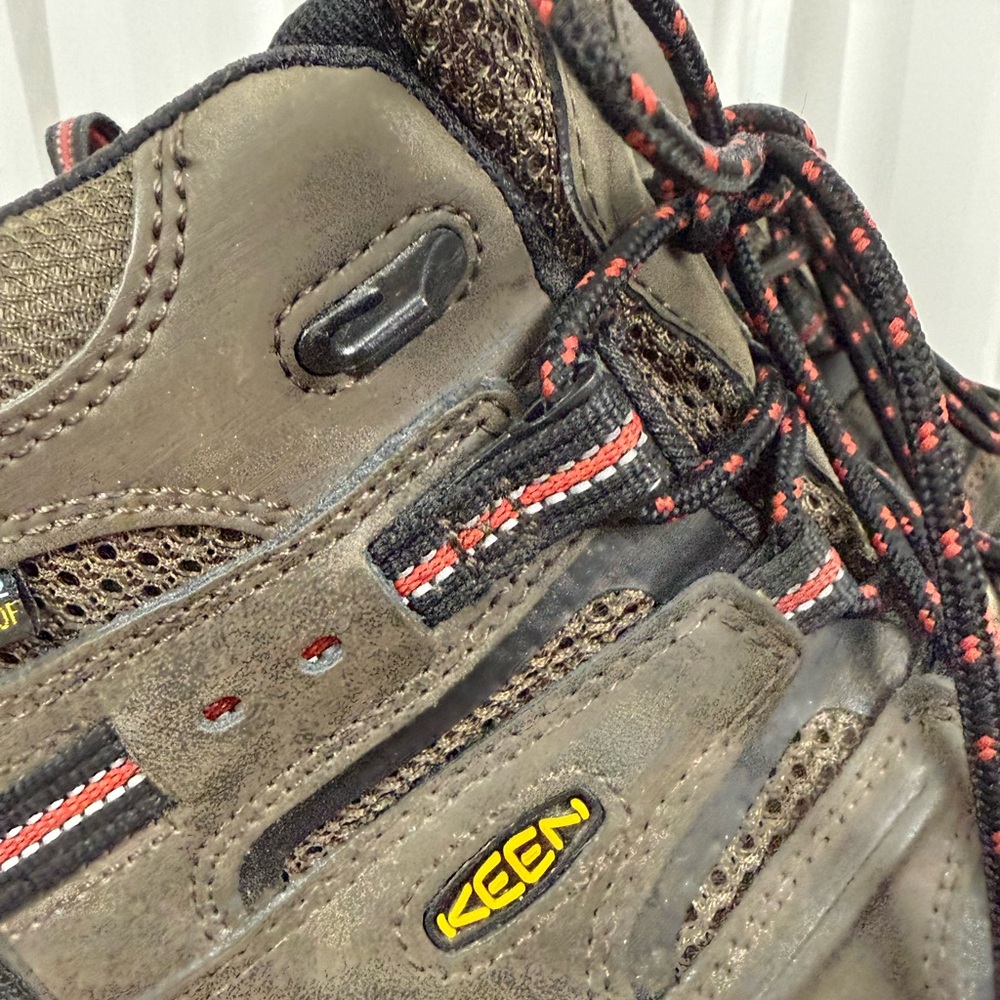 KEEN Utility Work Shoes Mens 11EE Steel Toe Waterproof EH Wide - Picture 2 of 10